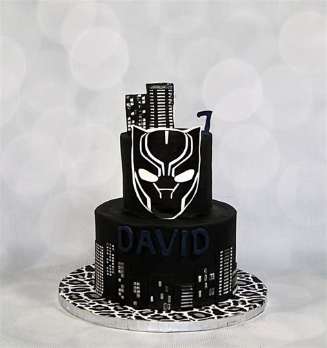 Join coco cake land and genius kitchen as we bake our way through the world of celebrity gossip and social media moguls with #gkcakelife! Black Panther Cake - CakeCentral.com