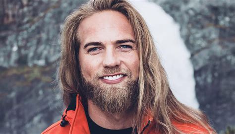 Matberg is a norwegian national of age 22. Lasse Matberg, chi è il gigante (bellissimo) che ha vinto ...
