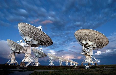 Iconic Radio Telescope Begins 7 Year Search For New Objects Sky