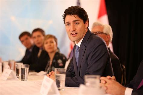 Who has worked for numerous movies generally based on comedy. Matthew Perry aus "Friends": Prügel für Justin Trudeau ...