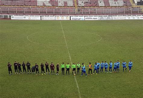 Echipa de liga 3 care a încheiat sezonul pe locul 3 în … Rapid - Progresul Spartac 0-0 pe Giulesti - Progresul Spartac