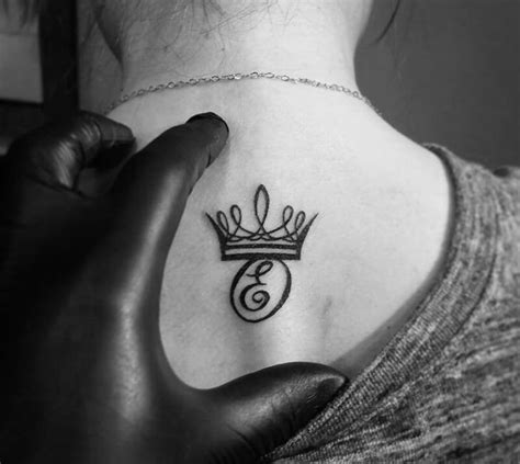 Top 73 Small Queen Crown Tattoo Super Hot In Eteachers