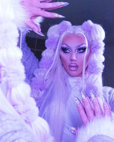 Fav Celebs Favorite Celebrities Drag Makeup Purple Makeup