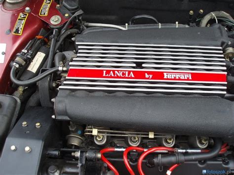 Lancia Thema 832 Ferrari Thema