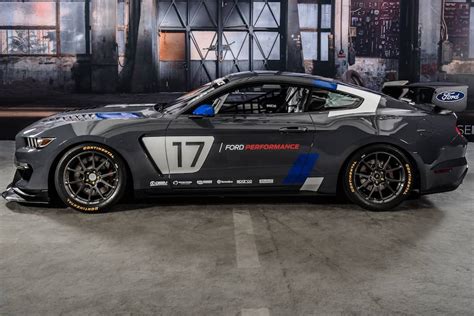 All New Ford Mustang Gt4 Race Car Hopes To Reach Larger Audience