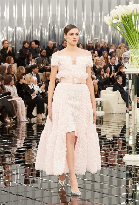 CHANEL SPRING SUMMER 2017 HAUTE COUTURE COLLECTION | The Skinny Beep
