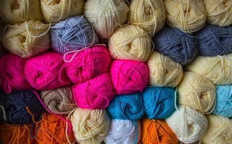 Best Yarn For Knitting Weaving And Crocheting