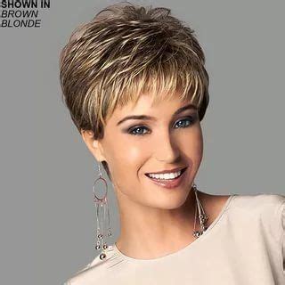 Doe kapsel inspiratie voor jouw nieuwe kapsel op en lees meer over de haarstyling trends van korte kapsels voor 2021. Eenvoudige korte kapsels voor vrouwen