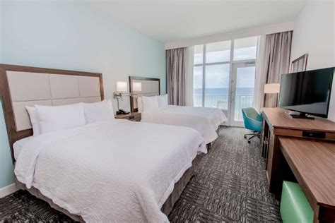 Hampton Inn And Suites By Hilton Panama City Beach Beachfron Hotel