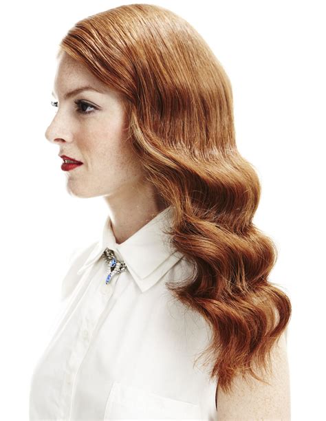 It doesn't require a lot of combing or too much application of hair products. A Week's Worth Of Wavy Hairstyles To Try This Summer | Glamour