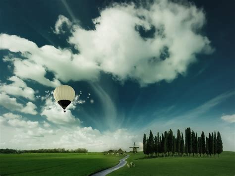 Air Ballon Flying High wallpapers | Air Ballon Flying High stock photos