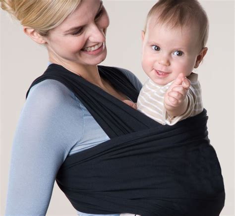 The hangers have a gentle curve to help preserve the shape of your little one's garments and notches near the end of the arms to hold hanging straps securely. Hangematten For Infants - Hängematte Holzgestell : An infant (from the latin word infans ...