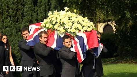 Justin Wilson British Indycar Drivers Funeral Takes Place Bbc News