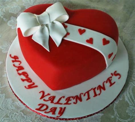 Skip the box of chocolates for valentine's day this year. Love cake - Valentine heart cake - Special Cake and Pastry