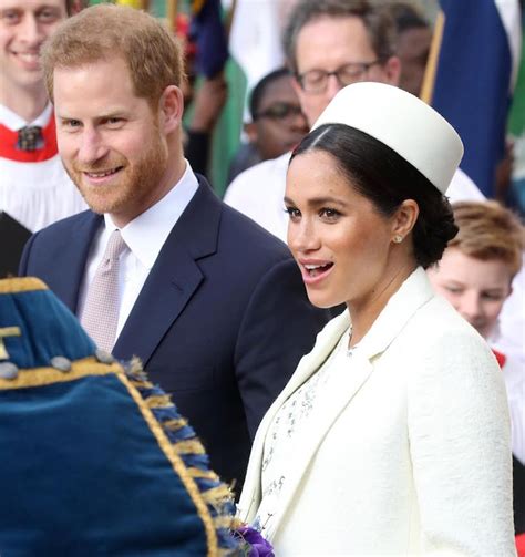 La bimba si chiama lili in onore della nonna, la regina elisabetta, il cui soprannome in famiglia è lilibeth. Royal baby, come congratularsi con Harry e Meghan ...