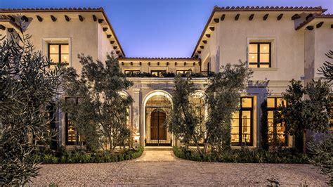 Walk To Rodeo Drive From This 33 Million Beverly Hills Mansion Robb