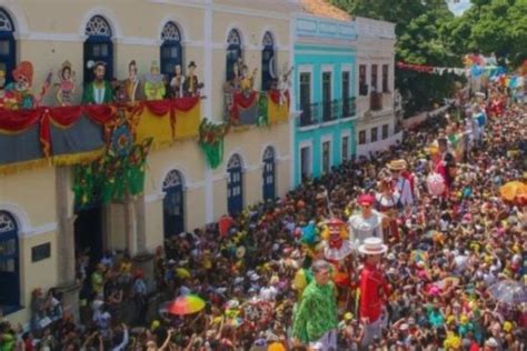Olinda Cancela Carnaval De Rua Pelo Segundo Ano Seguido Isto Dinheiro
