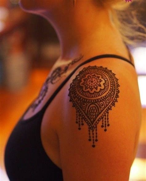 Henna Style Shoulder Tattoo Tattoos Pinterest