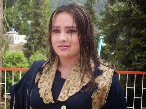 Nadia Gul Hot Photos Gallery Sexy Pictures Pashto Singer Nadia Gul New Song Album Video Sports