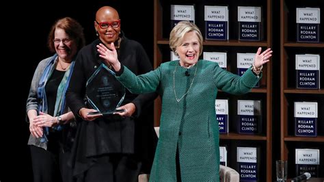 Hillary Clinton Gets An Award And Tears Are Shed The New York Times