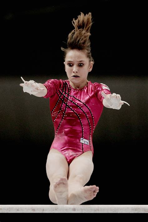 ボード「women Artistic Gymnastics Photos High Resolution 2」のピン