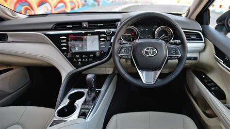 Toyota Camry Hybrid Interior Car Photos Overdrive