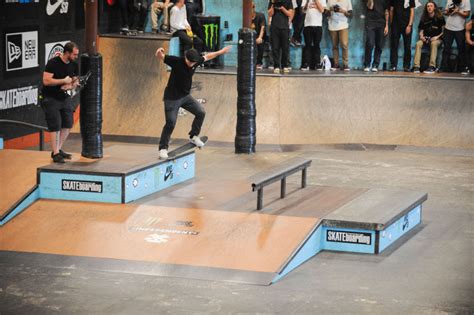 If he misses, the next skater becomes the offensive skater. SHANE O'NEILL WINS TAMPA PRO 2016