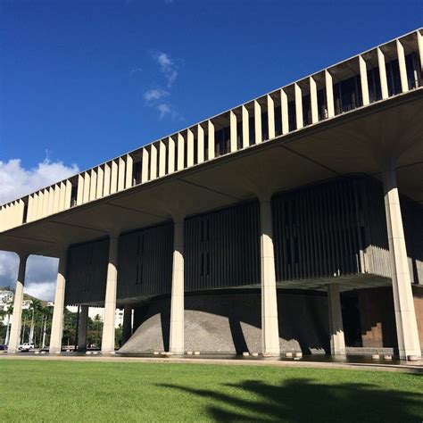 Sep 24, 2019 · this blend of traditional american architecture with the resources that were available in hawaii created an entirely new style knows as hawaii mission architecture. hawaii state capitol | what i do