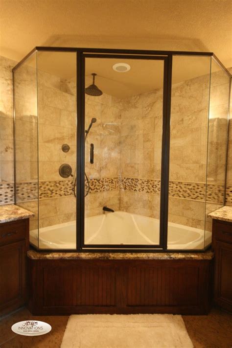 Select a tub with spacious bathing wells and multiple jet placements to maximize your jacuzzi experience. Corner Tub Shower | Pool Design Ideas
