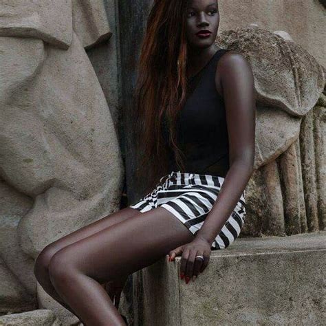 Girl Was Bullied For Her Incredibly Dark Skin Now She Became A Model And Internet Sensation