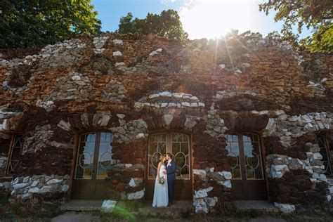 Neuer garten in potsdam is a park of 102 5 hectares located southwest of berlin germany in book your tickets online for neuer garten potsdam. Hochzeit in der Muschelgrotte im Neuen Garten Potsdam