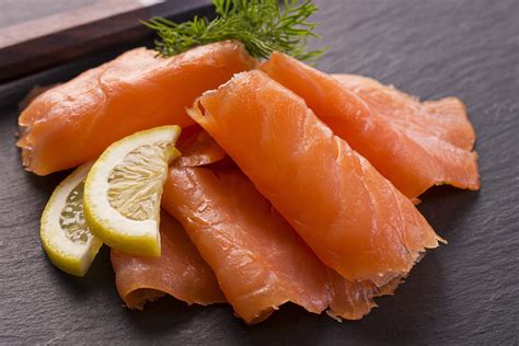 Date de péremption saumon fumé peut-on manger du saumon fumé périmé