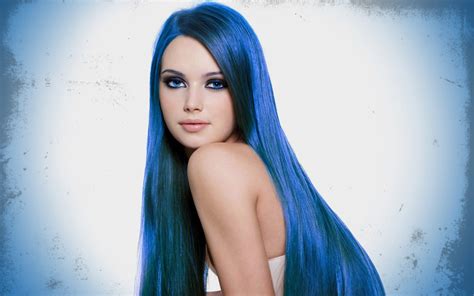 fondos de pantalla cara mujer modelo pelo teñido pelo largo pelo azul ojos azules