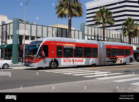 Metro Rapide Bus Santa Monica Los Angeles Stock Photo Alamy