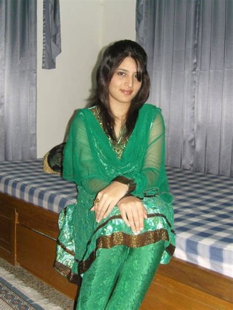 13 Best Bhabhi Images On Pinterest Punjabi Girls Indian
