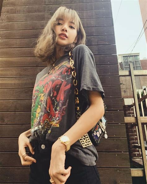 Blackpinks Lisa Reveals Which Fashion Style Is One Of Her All Time