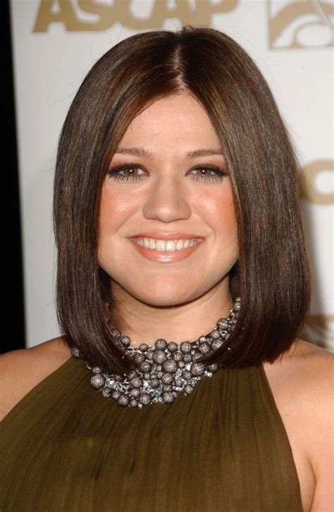 The medium short hairstyles for fat face women over 40 can show the unique appearance of the hairstyle in whole. 40 Stunning Medium Hairstyles for Round Faces | Short hair ...