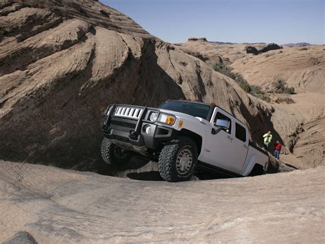 Hummer H3t Photos Photogallery With 32 Pics
