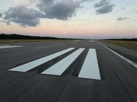 A Quick Guide To Airfield Line Markings Roadgrip