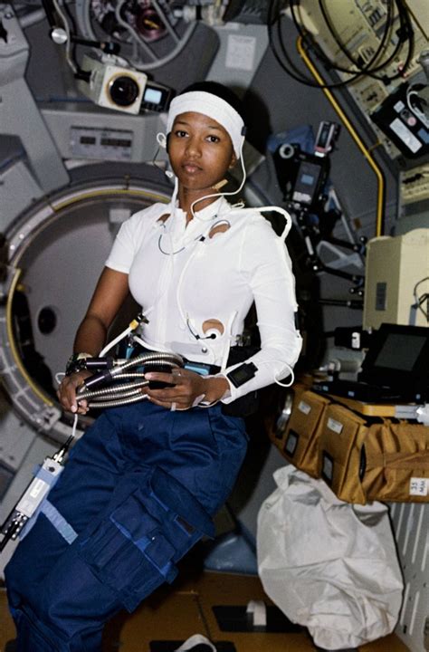 Humanoidhistory Astronaut Mae Jemison The First Black Woman In Space