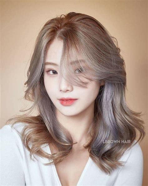 Pin By Noelle Tamura On Hair In 2021 Korean Hair Color Short Hair