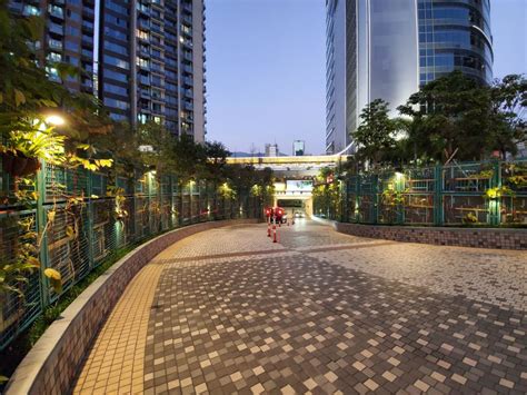 Op zoek naar een hotel vlak bij tsuen wan plaza? Aurora & Tsuen Wan Plaza 88, Hong Kong - LIGMAN - EN