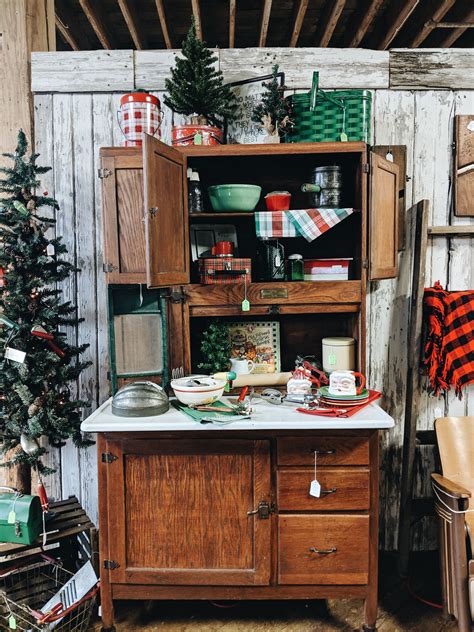 The home design ideas team as well as provides the new pictures of antique hoosier cabinet for sale craigslist in high definition and best tone that can be downloaded. Have you ever seen a more festive Hoosier Cabinet?! We ...