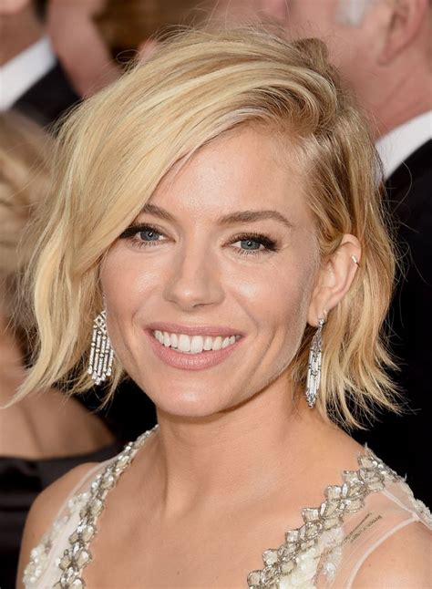 New Celeb Hair Trend 9 Short Hairstyles From The Red Carpet Short
