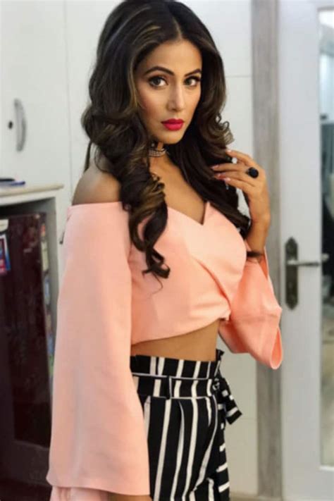 8 Stylish Pictures Of Bigg Boss 11 Contestant Hina Khan Which Proves That She Is On Top Of The