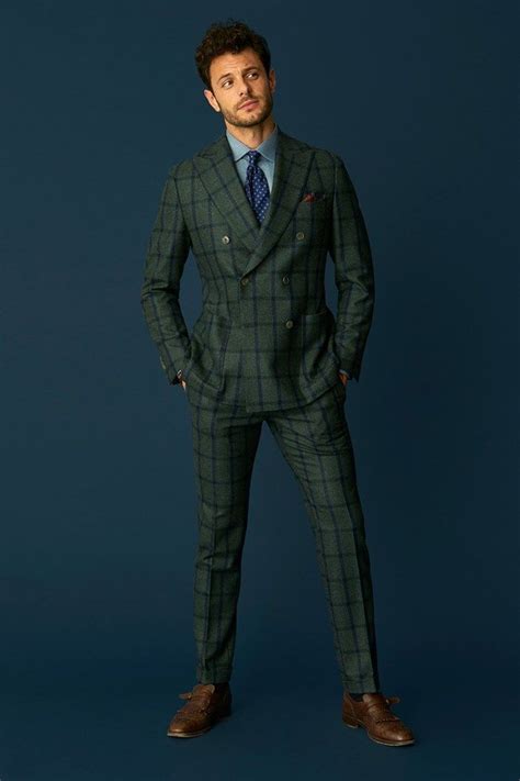 You can accessorize your bespoke suit with golden pendants. 8 Men's fashion trends for Autumn/Winter 2019-2020 | Mens ...