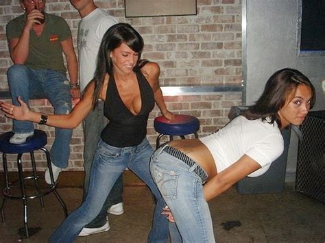 Photofunmasti Drunk Girls Doing Crazy Things On Party 32