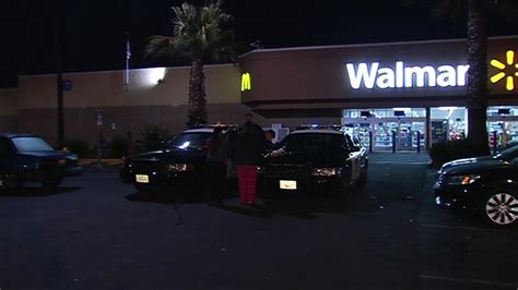 2 Alleged Shoplifters In Custody After Shooting At Walmart Video