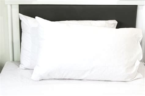 There are a lot of pillow sizes out there and you may wonder what size is a standard euro pillow. Standard vs. Queen Pillow Dimensions | Hunker