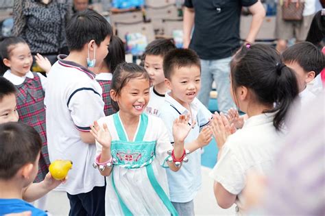 未爱小屋，爱在小屋！他们为新业态新就业群体家中孩子提供心理关爱